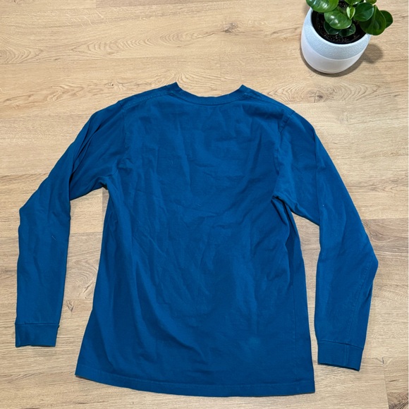 Patagonia Longsleeve Shirt - Picture 2 of 6